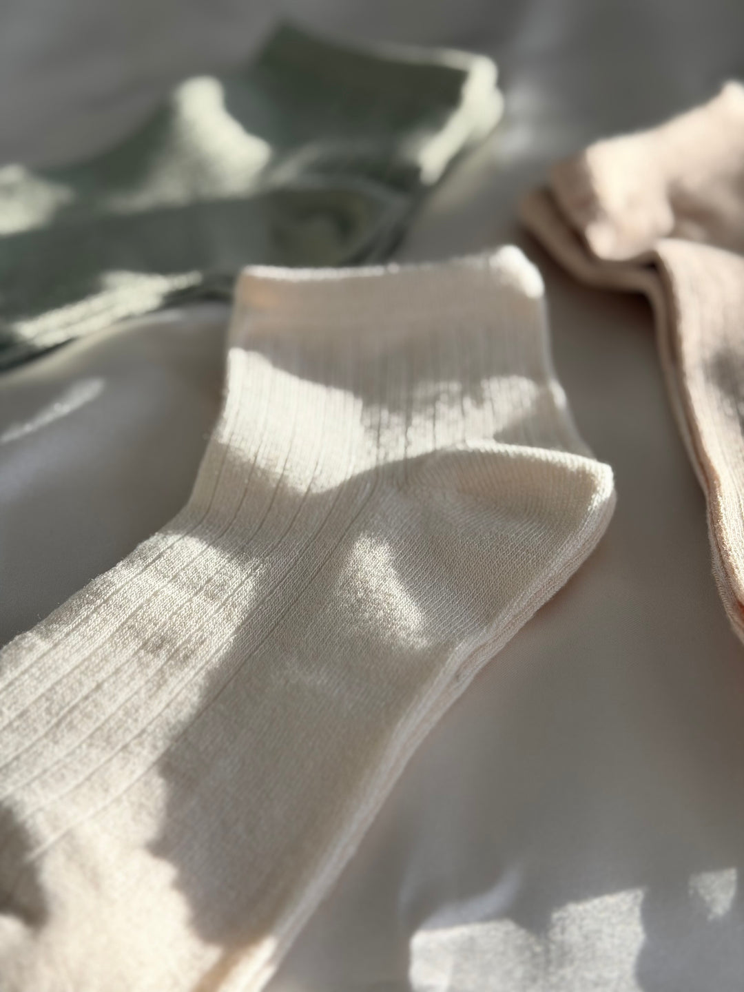 Sage Bamboo Quarter Socks