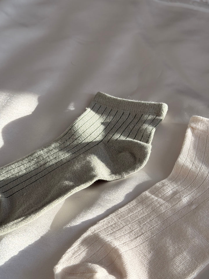 Sage Bamboo Quarter Socks