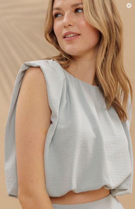 Sleeveless Balloon Crop Top