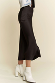 Sleek Midi Length Suitable Casual Wear Skirt